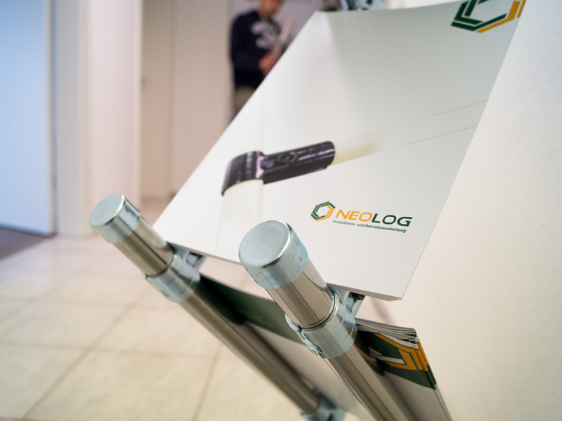 NeoLog